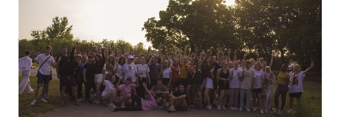 В парке “30-летия Победы” на «Тропе здоровья» состоялся массовый забег, приуроченный к Всероссийскому Дню трезвости