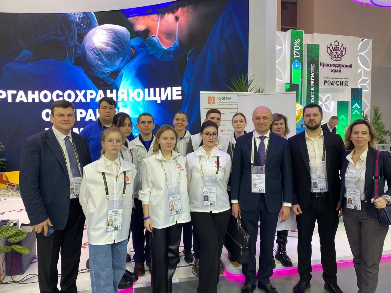 Синара 6254 троллейбус челябинск. Троллейбус синара 2022. Троллейбусов «адмирал 6281. Троллейбус пктс-6281 «адмирал» красный. Автобусы нацпроект бкд.