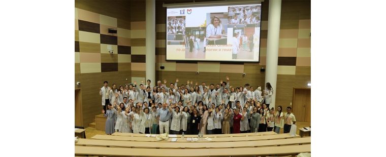 Студенты педиатрического факультета участники финального тура III Всероссийской студенческой олимпиады по детской онкологии и гематологии.