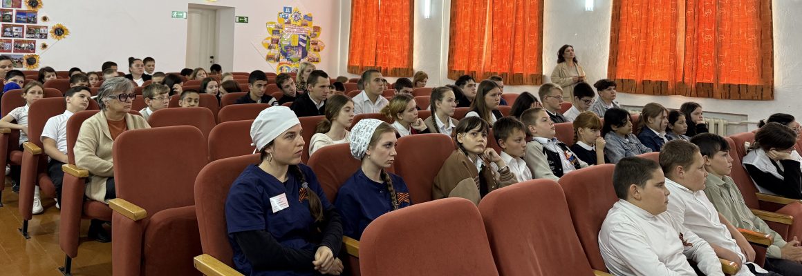Волонтеры-медики КубГМУ провели обучающую акцию по первой помощи в станице Мартанской