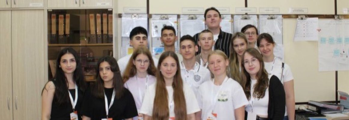 Школьники Кубани осваивают основы бережливого производства в КубГМУ
