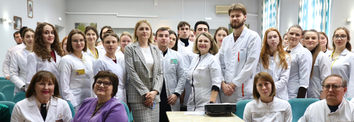 В КубГМУ состоялся мастер-класс для выпускников по нарушениям мочеиспускания у детей