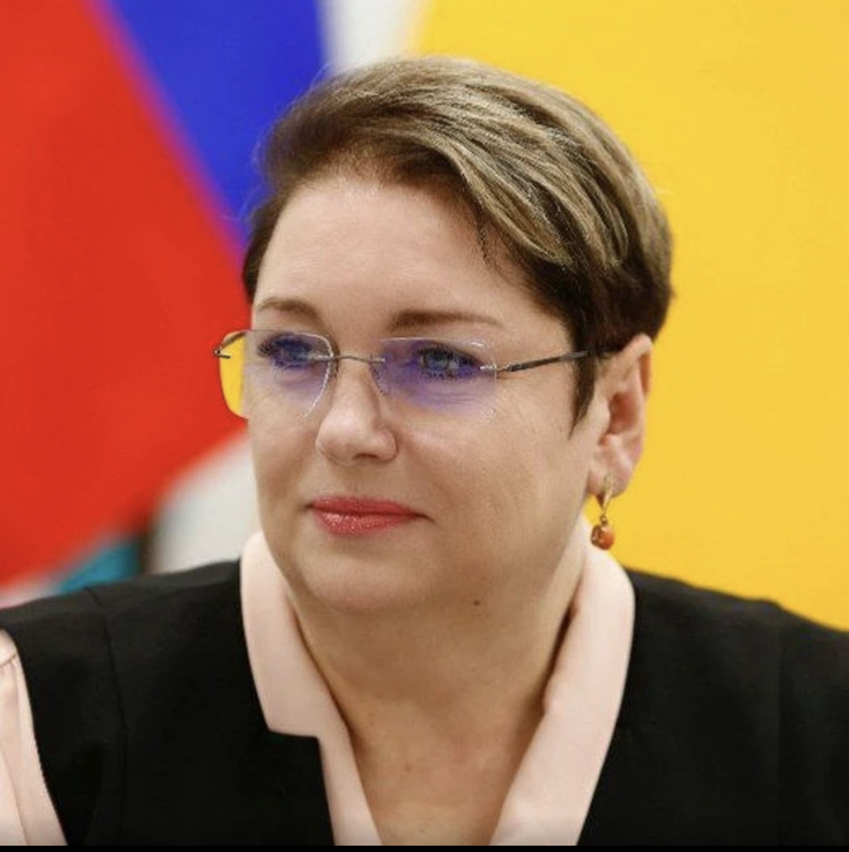 ВОРОБЬЕВА Елена Викторовна