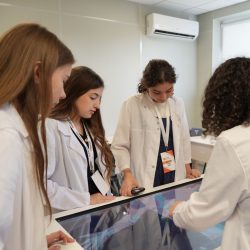 В Кубанском ГМУ школьники региона открыли мир медицины